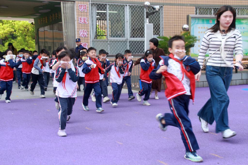 新华网